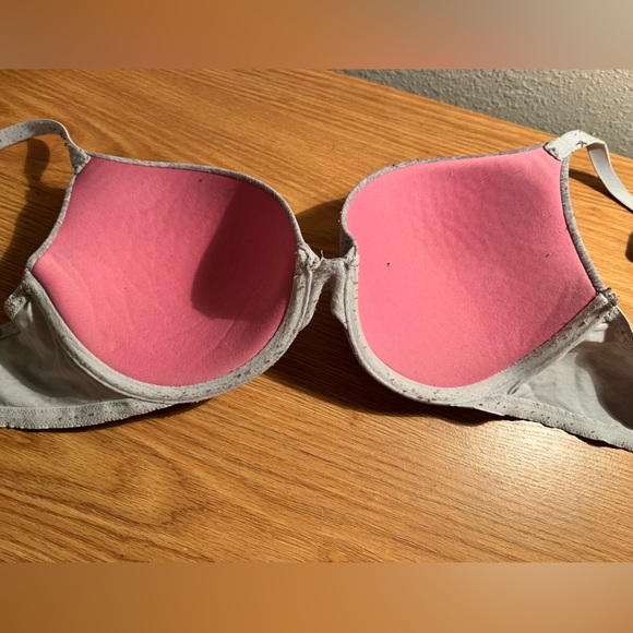 PINK Victoria’s Secret Push-Up Bra - Picture 6 of 6
